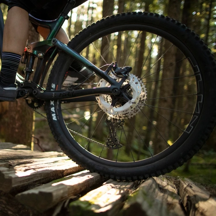 Shimano WH-MT601-TL Achterwiel - 27.5" | Clincher/Tubeless | Centerlock - 12x148mm Boost - Micro Spline - Image 3