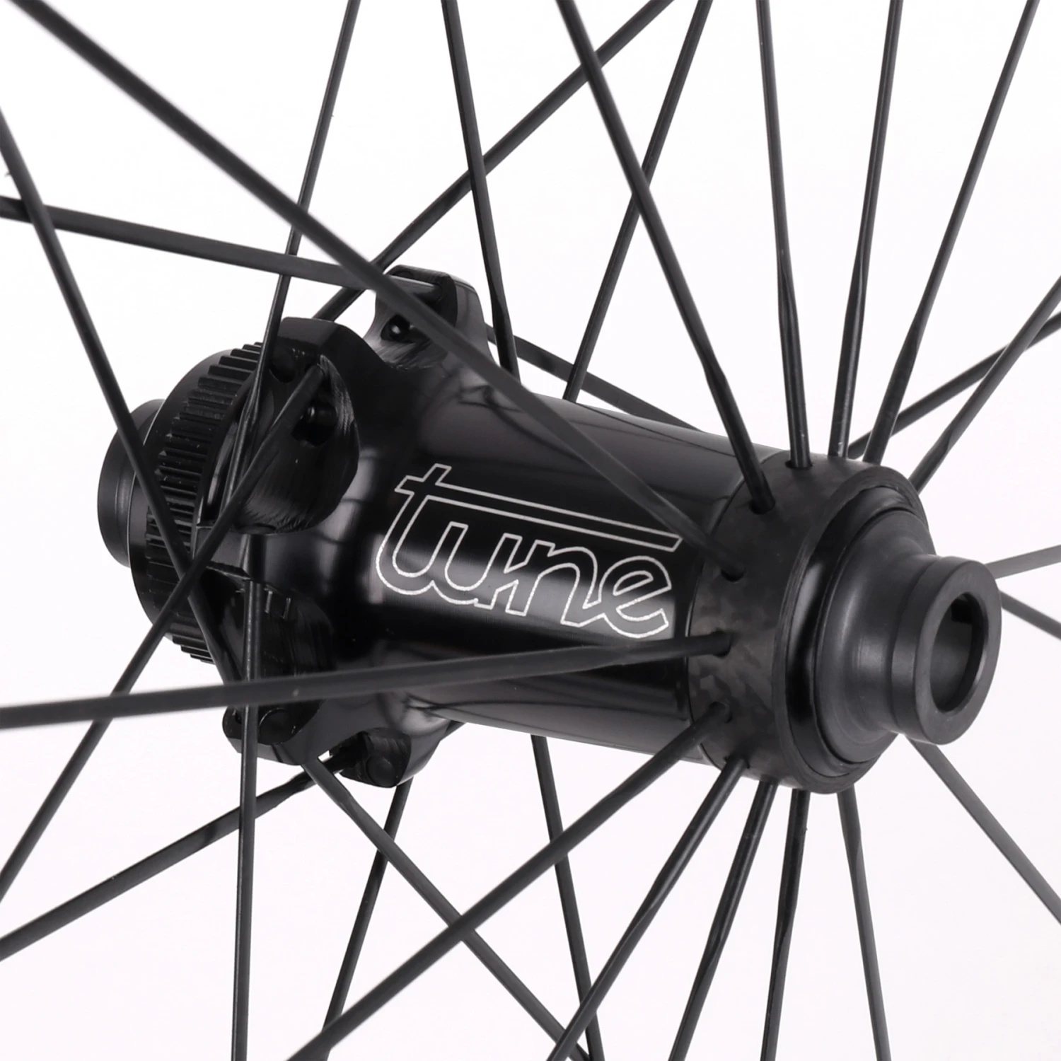 Tune Schwarzbrenner 20 Disc Skyline Carbon Front Wheel - Princess CL Ceramic - Clincher - Centerlock - 12x100mm - Image 3