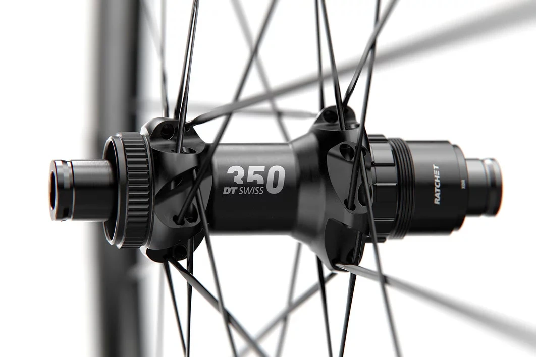 Dt-swiss DT Swiss ER 1600 SPLINE 23 Achterwiel - 28" | Clincher | Centerlock - 12x142mm - 350 Road - HG-L - Image 3